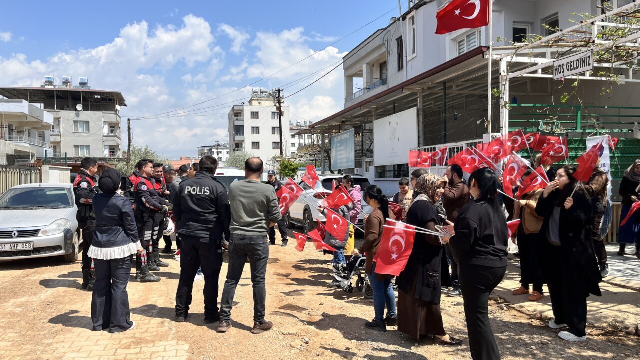 HATAY (AA) – Hatay'ın Kırıkhan ilçesinde özel gereksinimli öğrenciler tarafından