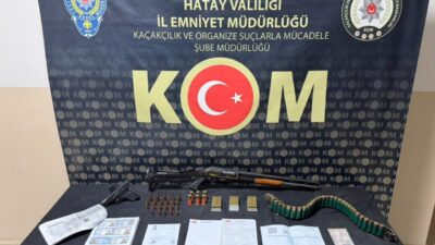 HATAY (AA) – Hatay'da polis ekiplerince düzenlenen rüşvet operasyonunda yakalanan
