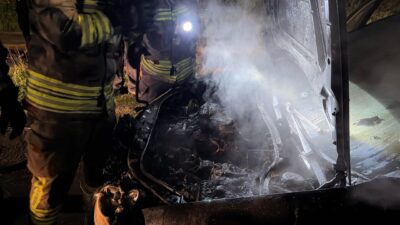 HATAY (AA) – Hatay'ın Arsuz ilçesinde seyir halindeki otomobilde çıkan