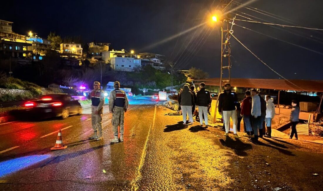 HATAY (AA) – Hatay'ın Belen ilçesinde SUV tipi araç ile