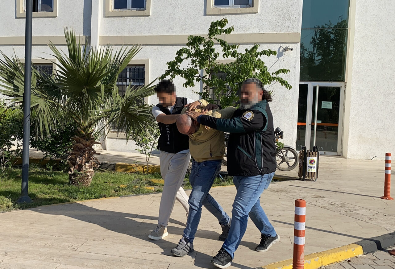 HATAY (AA) – Hatay'ın Kırıkhan ilçesinde sentetik uyuşturucu ve esrar