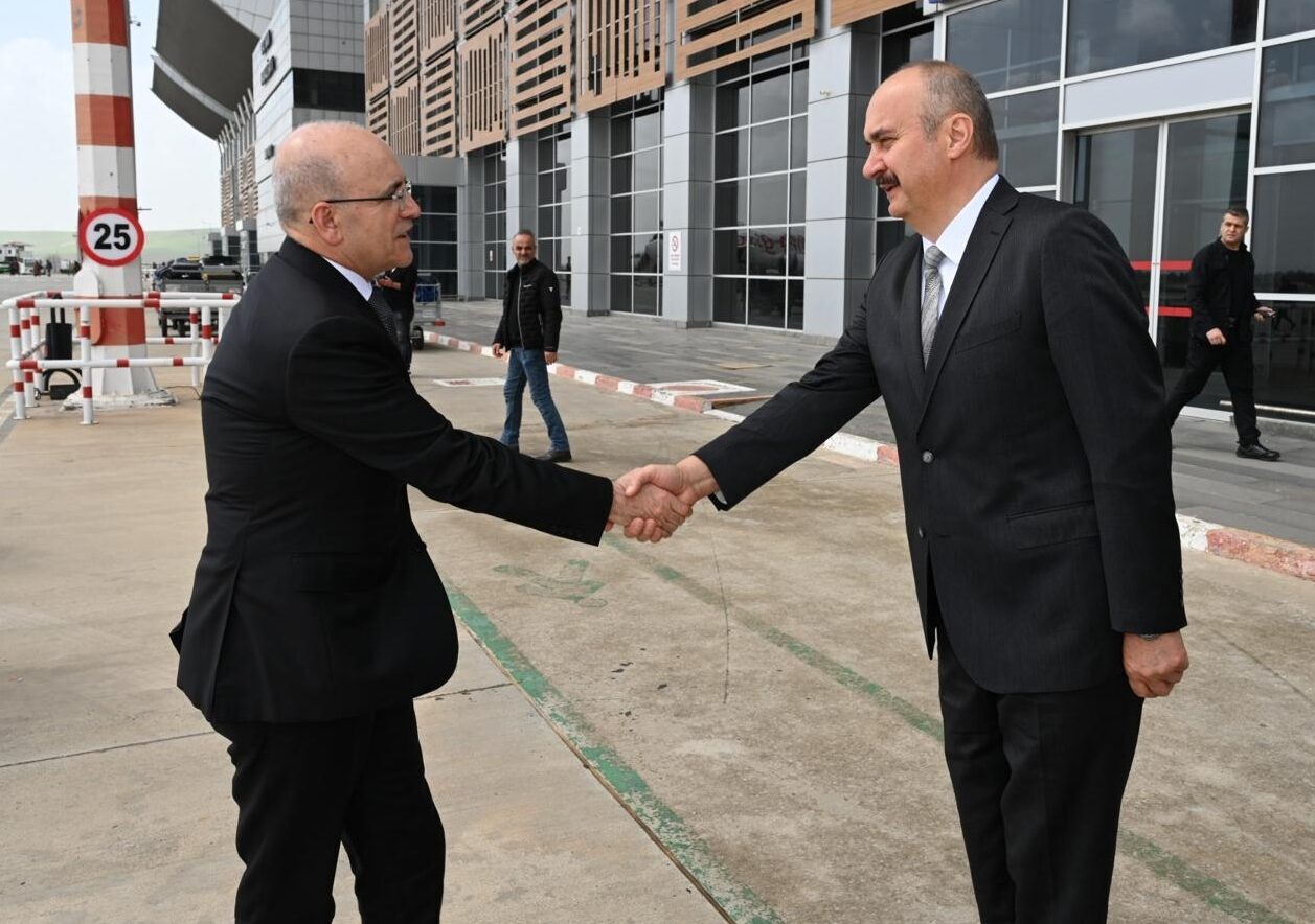 BATMAN (AA) – Hazine ve Maliye Bakanı Mehmet Şimşek, Batman'da