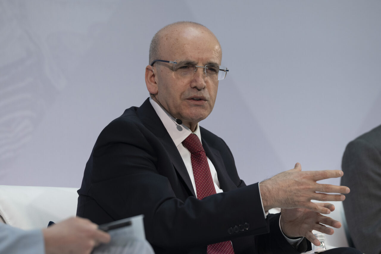 - "Avrupa ve Batı ile bağlarımız güçlü, bununla birlikte dünyanın