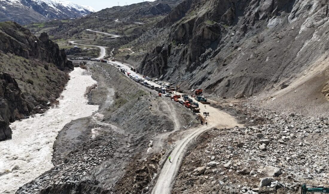 - Heyelan nedeniyle hasar gören Entegre Katı Atık Tesisi'nin bulunduğu