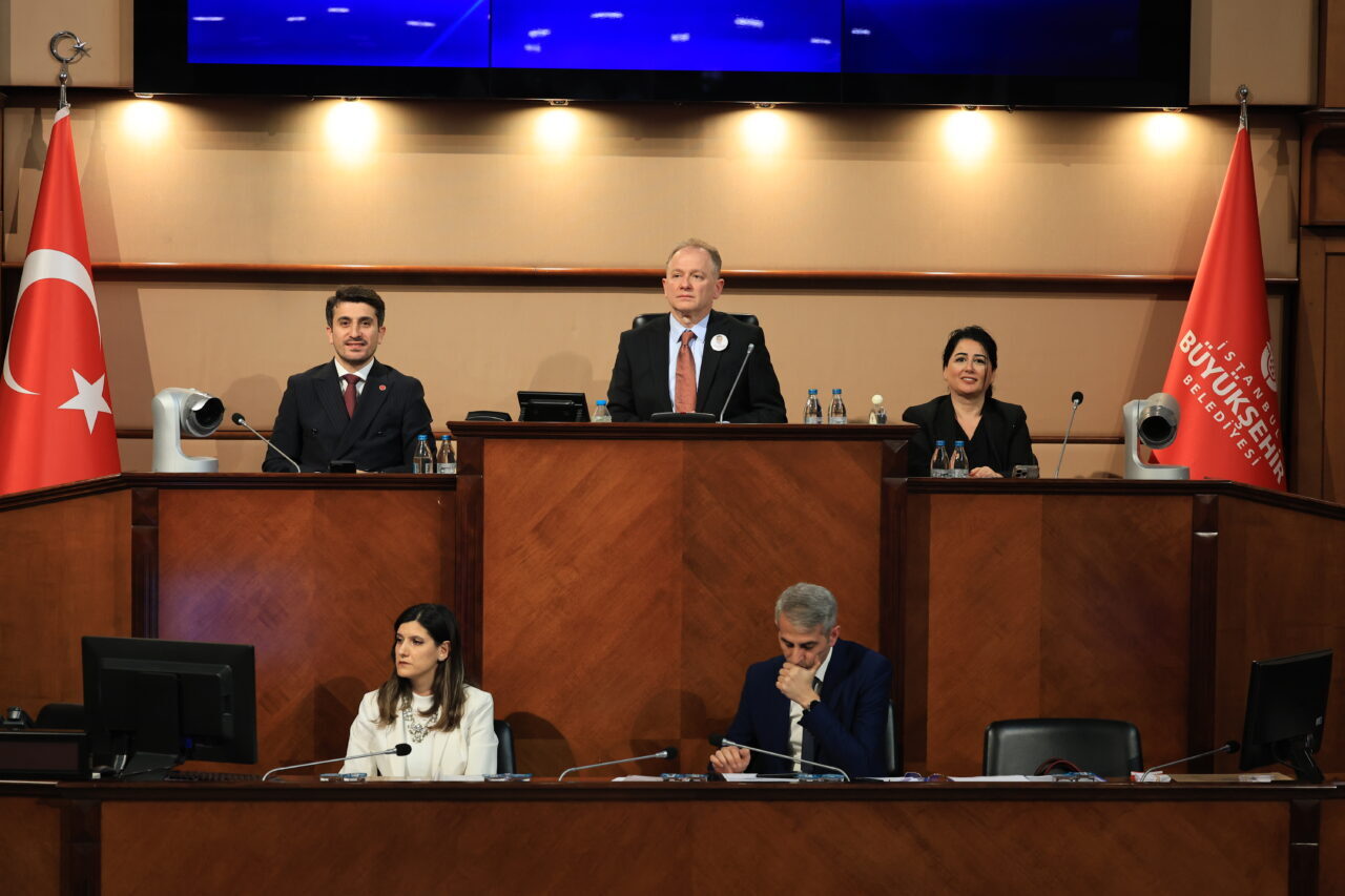 İSTANBUL (AA) – İstanbul Büyükşehir Belediye Meclisinde, İBB'nin 2025 yılı