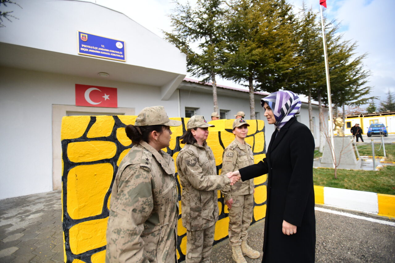 VAN (AA) – İçişleri Bakan Yardımcısı Kübra Güran Yiğitbaşı, Van'da