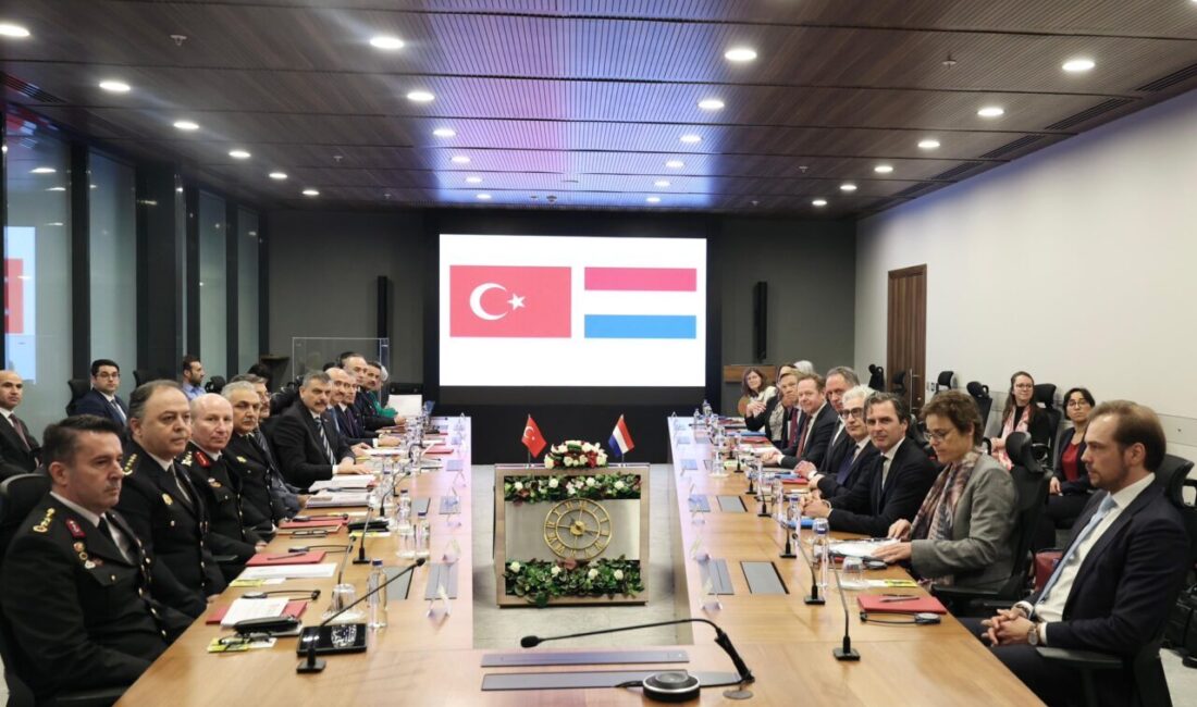 ANKARA (AA) – İçişleri Bakanı Mustafa Çiftçi, Hollanda Adalet ve