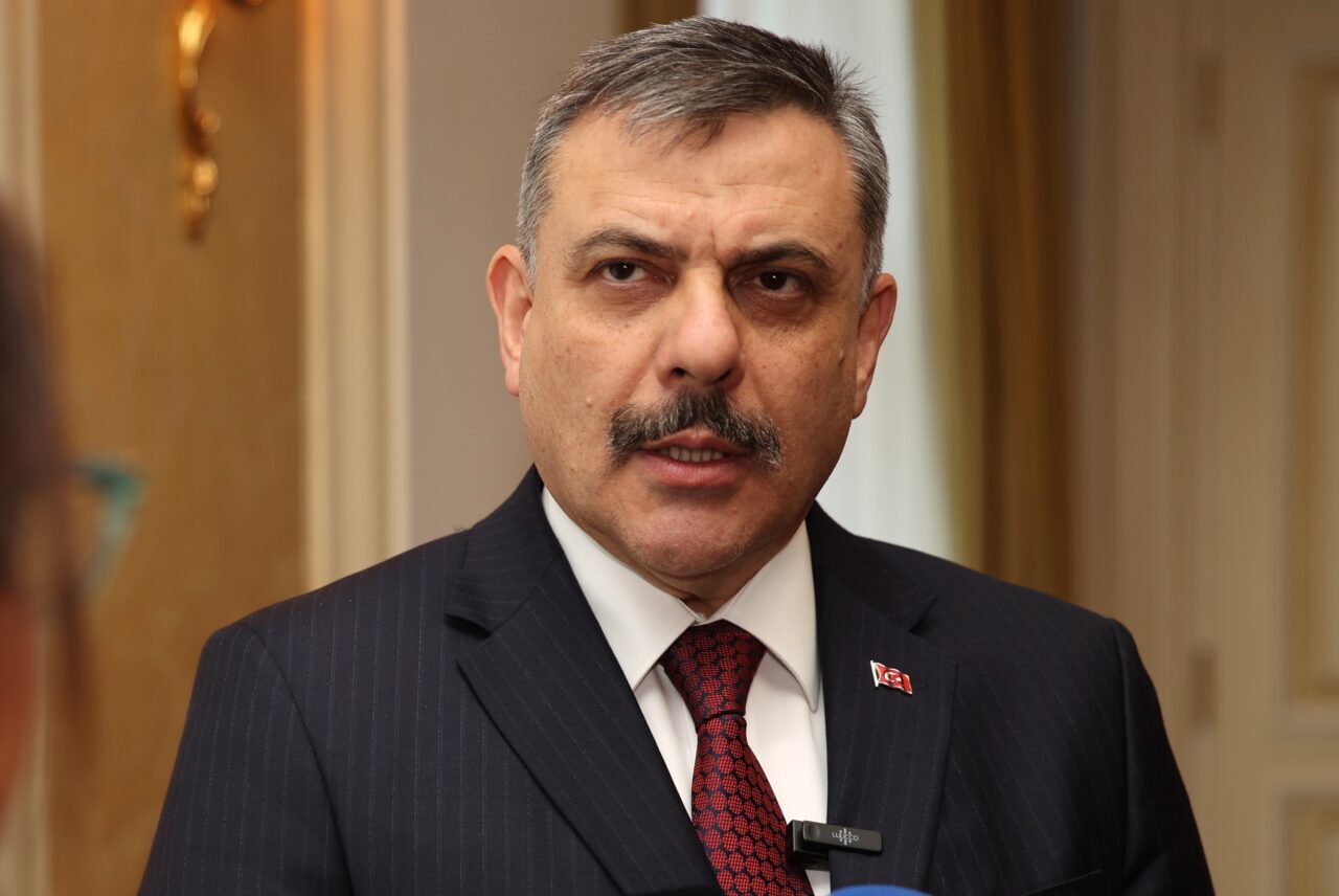 ATİNA (AA) – İçişleri Bakanı Mustafa Çiftçi, Türkiye'nin düzensiz göçle