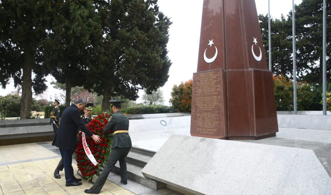 - "Bugün, kardeşlerimizle birlik ve beraberliği daha da sağlamlaştırmak ve