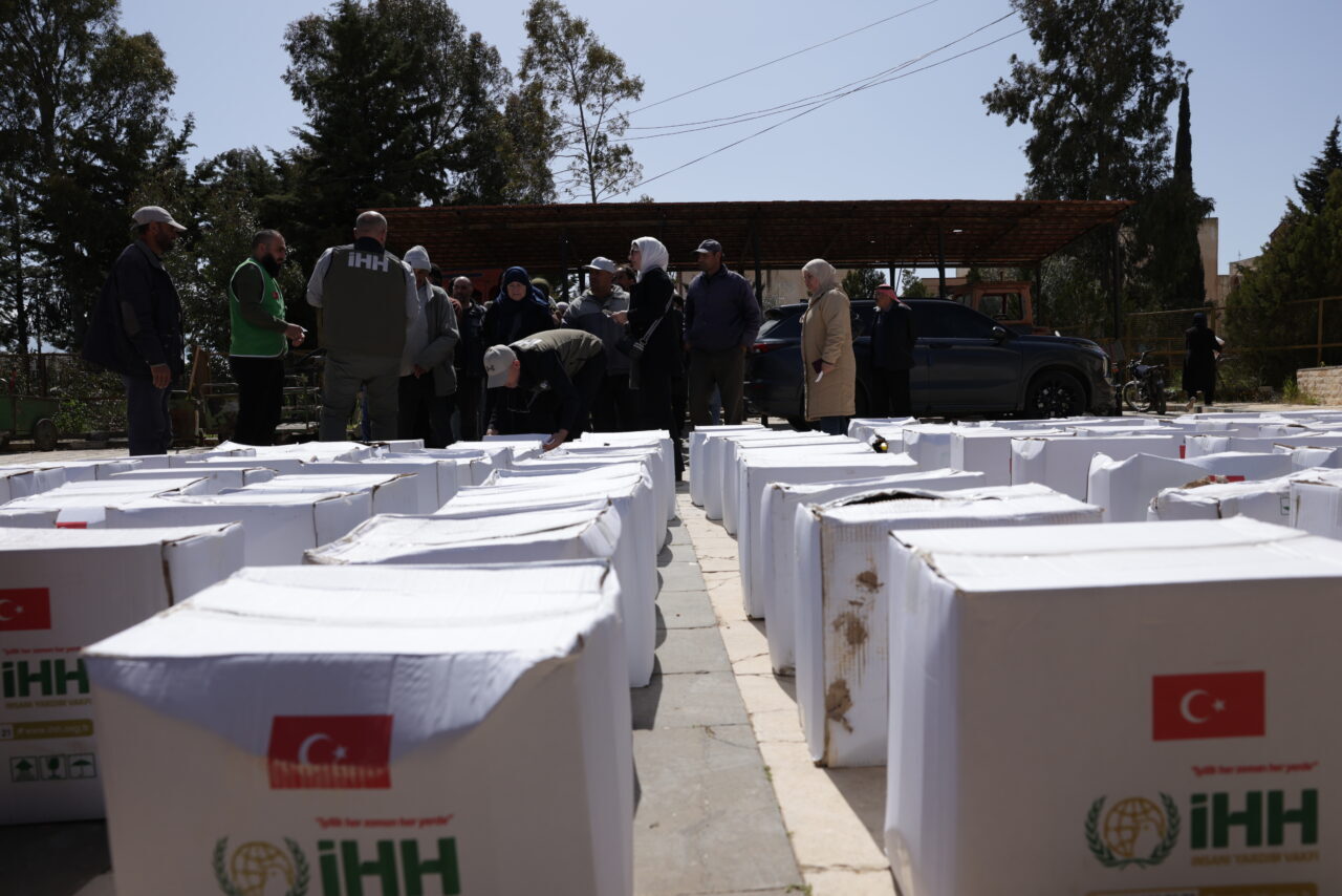 KUNEYTRA (AA) – İnsan Hak ve Hürriyetleri (İHH) İnsani Yardım