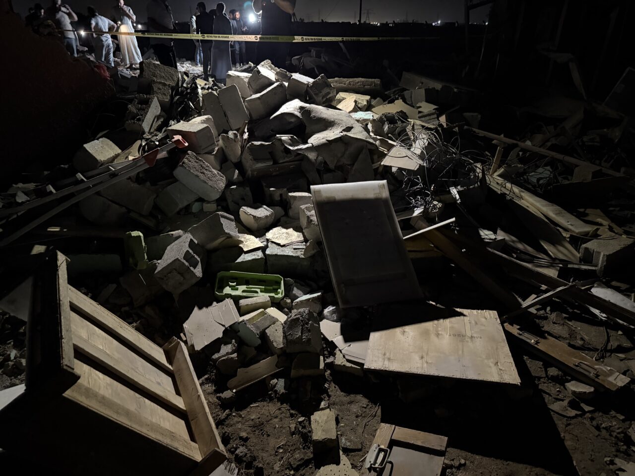 BAĞDAT (AA) – Iraklı bir grup Basra’daki Kuveyt Başkonsolosluğu'nu basarak,