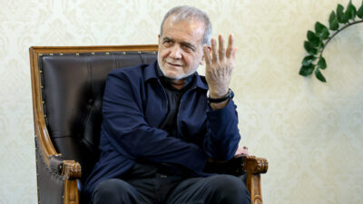 İSTANBUL (AA) – İran Cumhurbaşkanı Mesud Pezeşkiyan, savaş peşinde olmadıklarını,