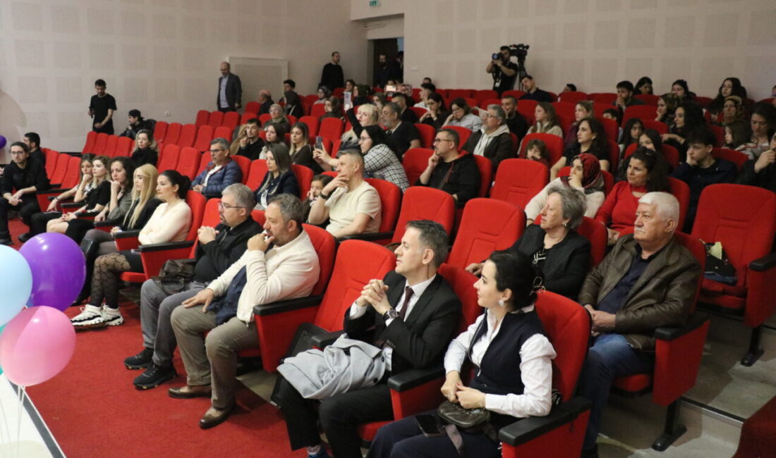- Festivalde 15 ilden 800 çocuk sahne alacak