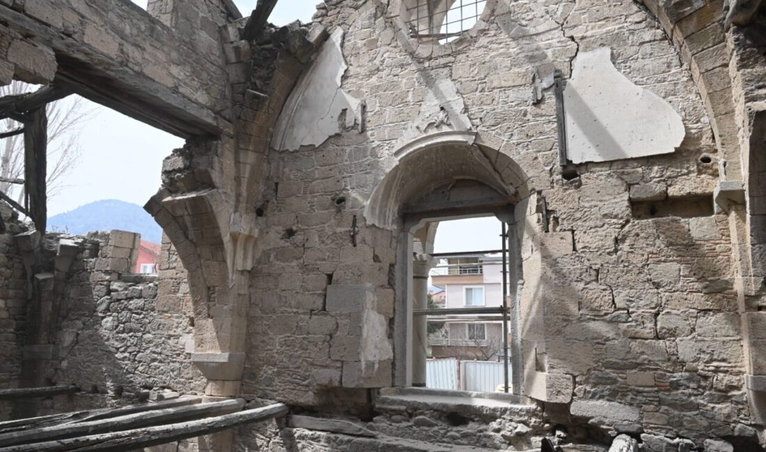 ISPARTA (AA) – Isparta'da 19. yüzyılda inşa edilen Aya Yorgi