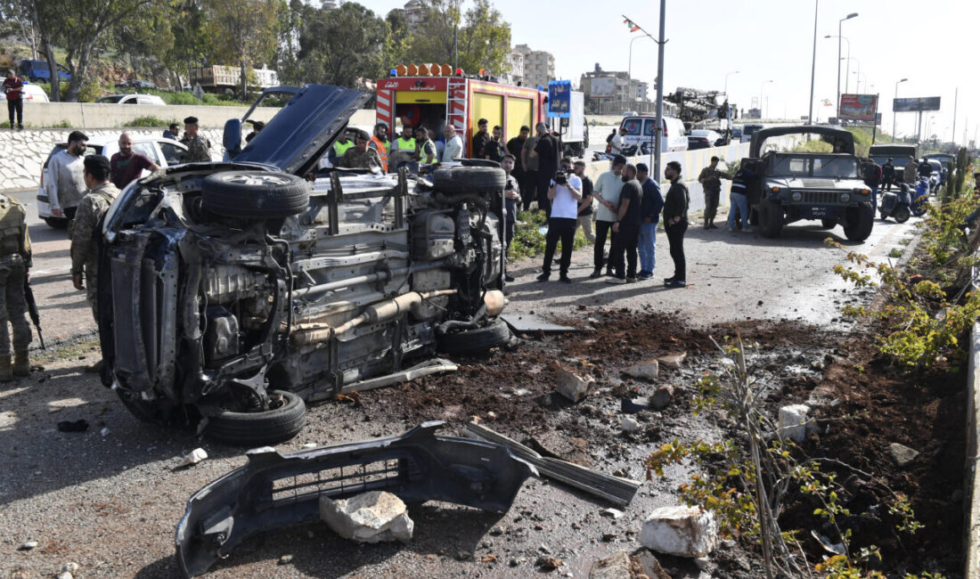 BEYRUT (AA) – İsrail ordusunun Lübnan'da Beyrut-Sayda yolunda seyir halindeki