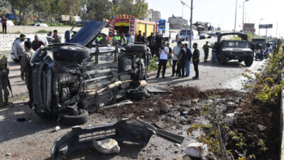 BEYRUT (AA) – İsrail ordusunun Lübnan'da Beyrut-Sayda yolunda seyir halindeki