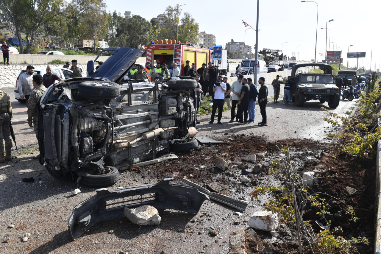 BEYRUT (AA) – İsrail ordusunun Lübnan'da Beyrut-Sayda yolunda seyir halindeki