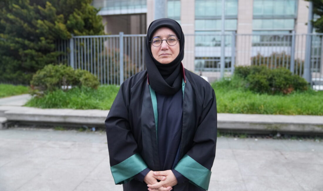 - Avukat Gülden Sönmez:
- "İsrail biliyorsunuz yani sözde bir hukuk