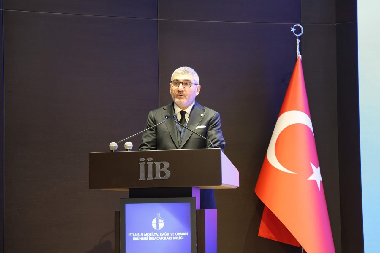 - "Yeni dönemde, yalnızca mevcut başarıyı korumakla kalmayıp, yeni pazarlara