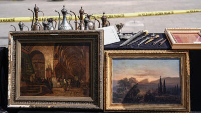 İSTANBUL (AA) – İstanbul'da düzenlenen tarihi eser operasyonlarında 374 eser