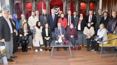 - "Çok çalışacağız ve adilce bölüşeceğiz. Bunu vadediyoruz"