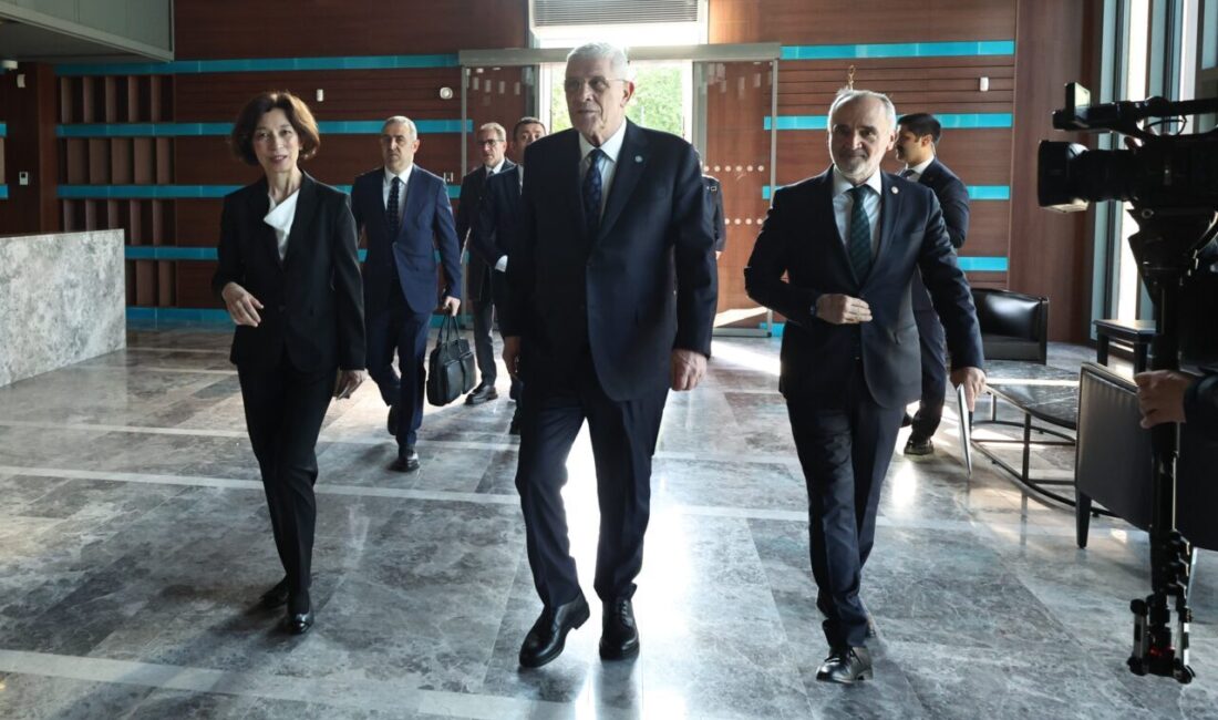 ANKARA (AA) – İYİ Parti Genel Başkanı Müsavat Dervişoğlu, Avrupa