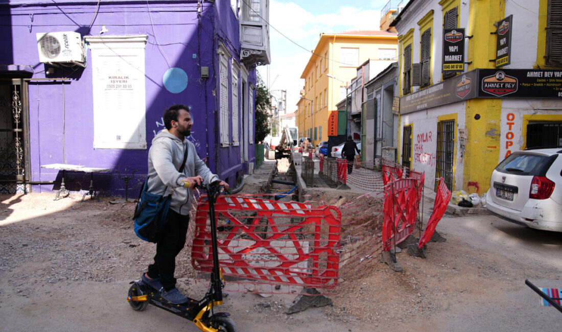 İZMİR (AA) – İzmir'in Konak ilçesindeki Alsancak semtinde uzun süredir