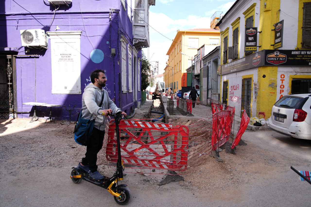 İZMİR (AA) – İzmir'in Konak ilçesindeki Alsancak semtinde uzun süredir
