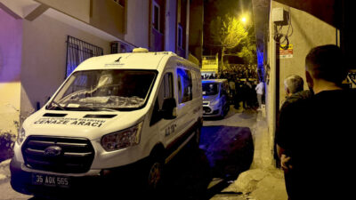 İZMİR (AA) – İzmir'in Buca ilçesinde eşini evinde tabancayla öldüren