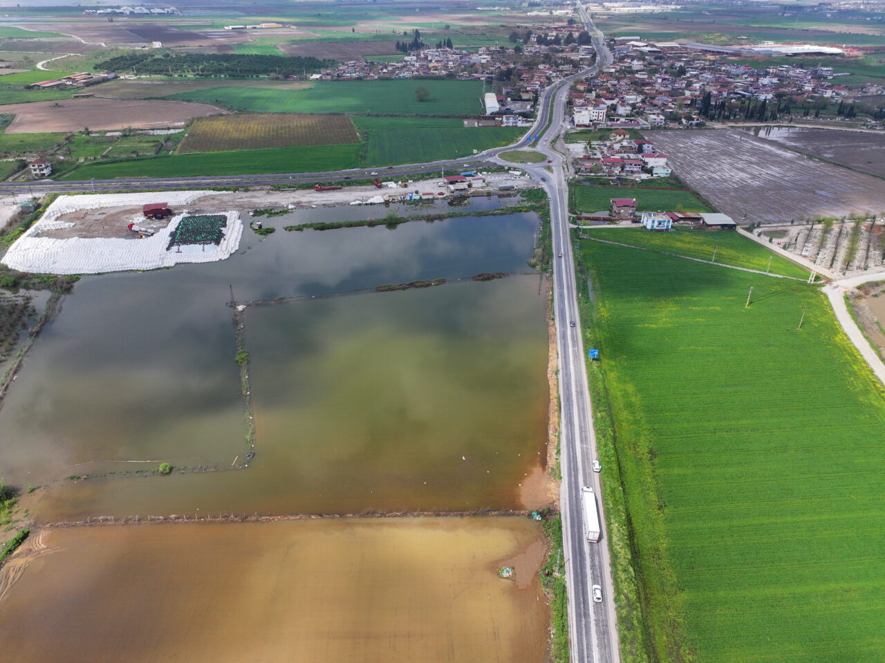 İZMİR (AA) – İzmir'in Torbalı ilçesinde etkili olan sağanak nedeniyle