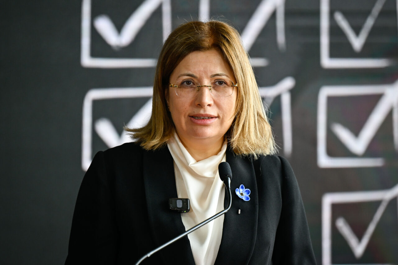 - KADEM Yönetim Kurulu Başkanı Canan Sarı:
- "Kadın emeğini yalnızca