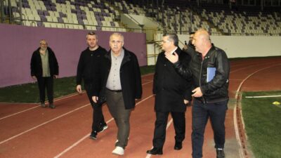 - Sinop Valisi Mustafa Özarslan, maçın oynayacağı Sinop Şehir Stadı'nda