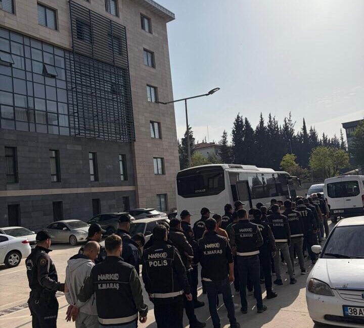 KAHRAMANMARAŞ (AA) – Kahramanmaraş merkezli 5 ilde düzenlenen uyuşturucu operasyonunda