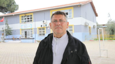 - Ayla Kara'nın Manisa'dan sınıf arkadaşı Şaban Duman:
- "Herkese yardıma