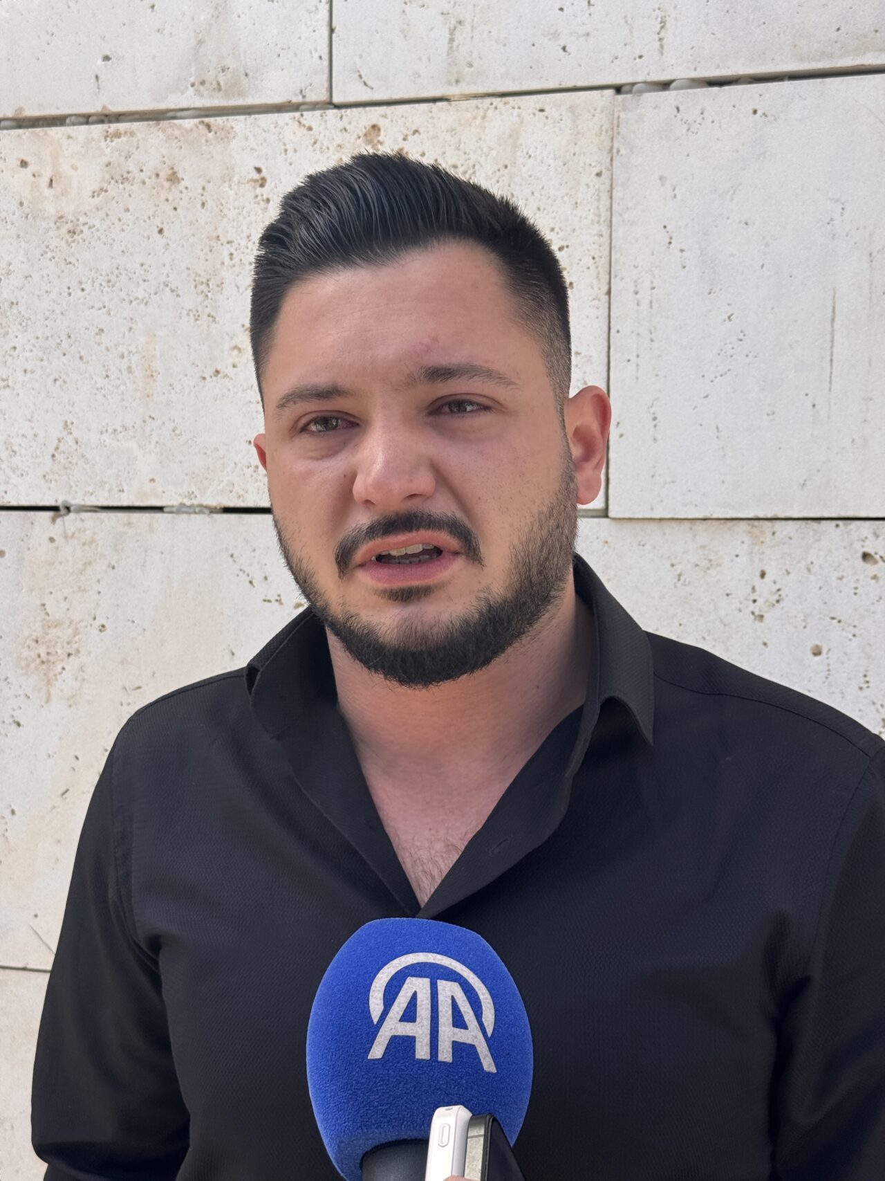 - Öğretmen Muhammet Barış Akdağ:
- "Öyle bir çocuk ki ben