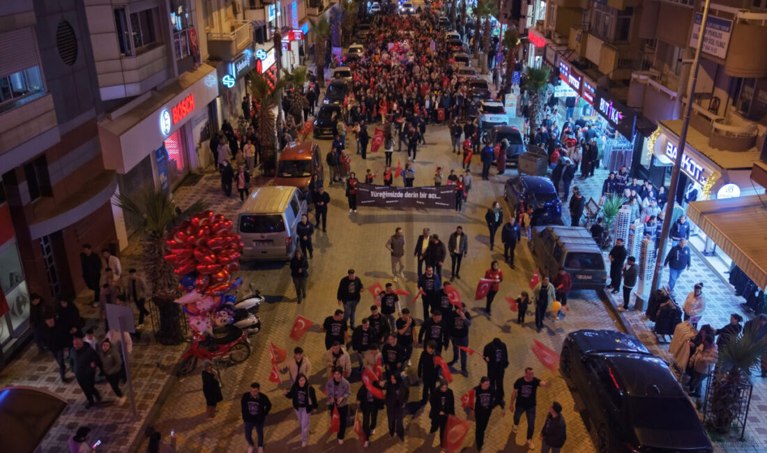 MANİSA (AA) – Manisa'nın Turgutlu ilçesinde, 23 Nisan Ulusal Egemenlik