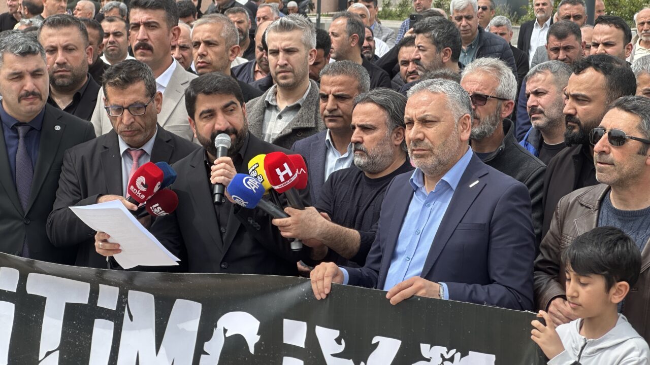 MALATYA/ADIYAMAN/KİLİS (AA) – Kahramanmaraş'ta bir okula yapılan silahlı saldırıda hayatını