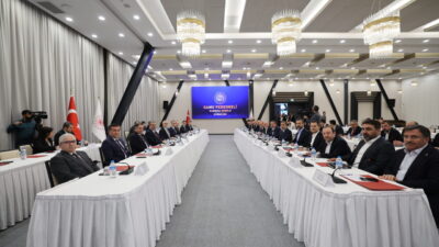 - Çalışma ve Sosyal Güvenlik Bakanı Işıkhan:
- "Daha etkin, kapsayıcı