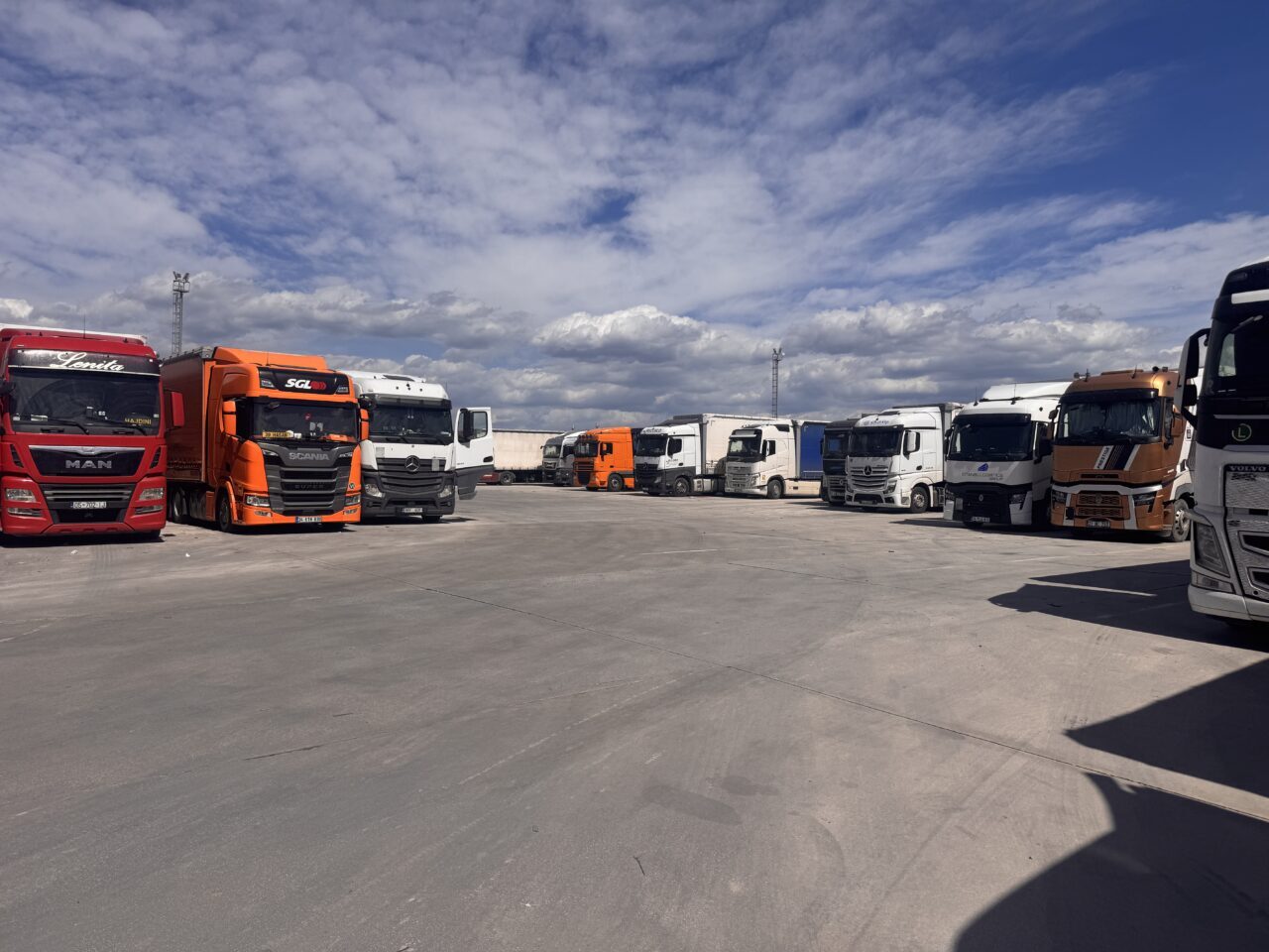 EDİRNE (AA) – Kapıkule Sınır Kapısı'nda tır şoförleri, uzun bekleme