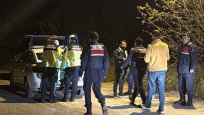 - Ehliyetine daha önce el konulduğu belirlenen sürücüye 400 bin