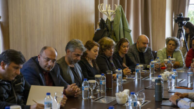 - Yangında 8 yakınını kaybeden avukat Yüksel Gültekin:
- "Evlatlarımızın vefatına