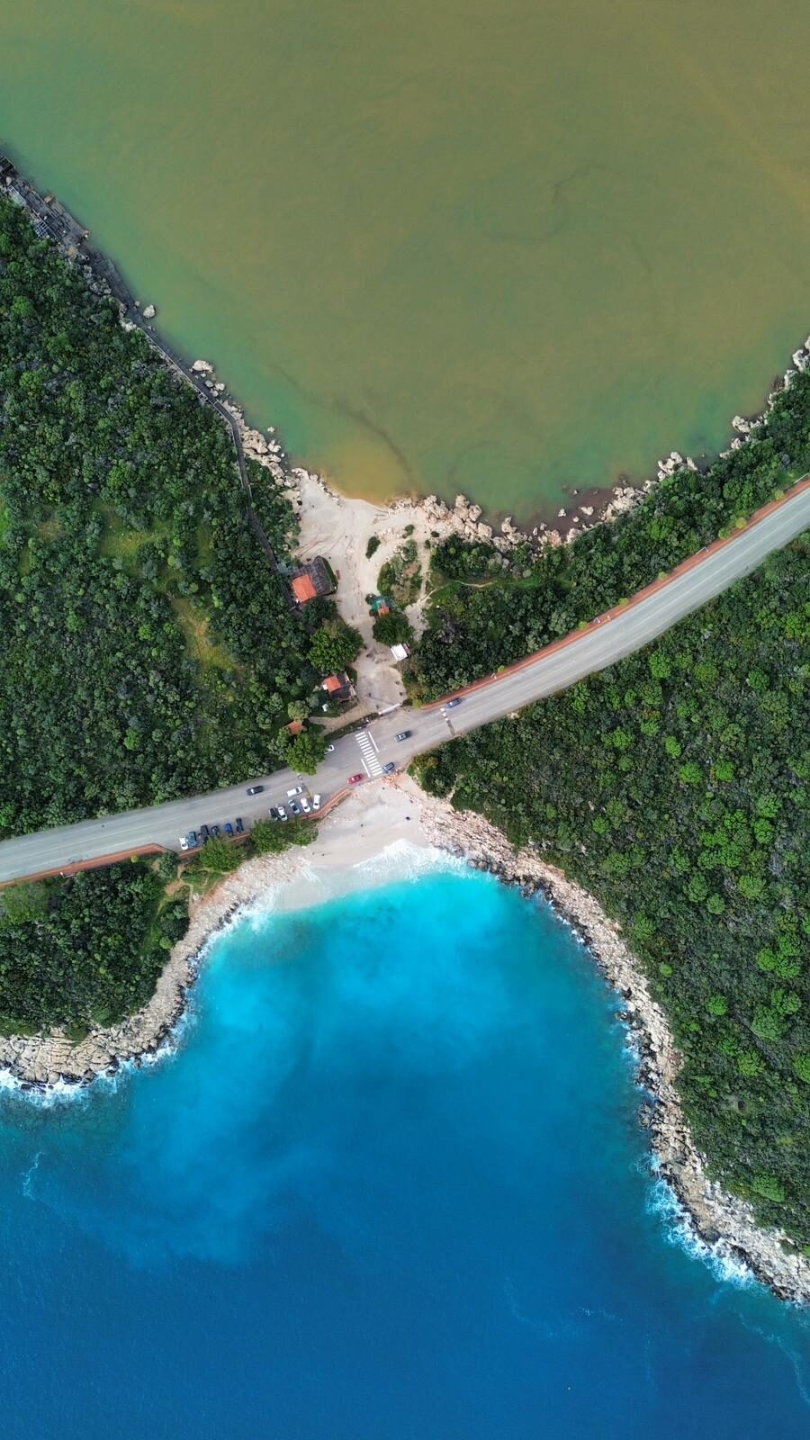 ANTALYA (AA) – Antalya'nın Kaş ilçesinde etkili olan yağışın ardından