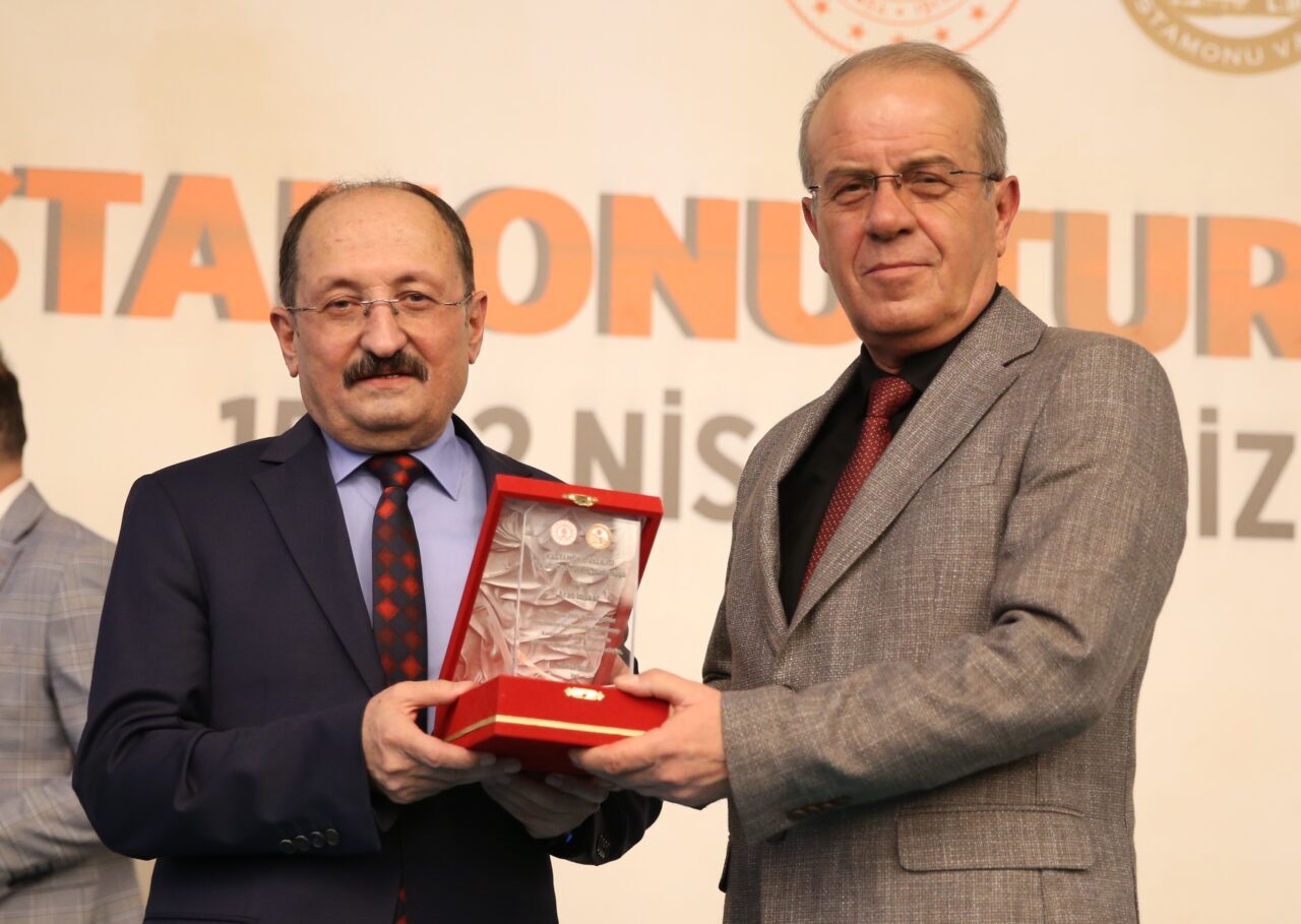 - Kültür ve Turizm Bakanlığı Sinema Genel Müdürü Birol Güven:
-