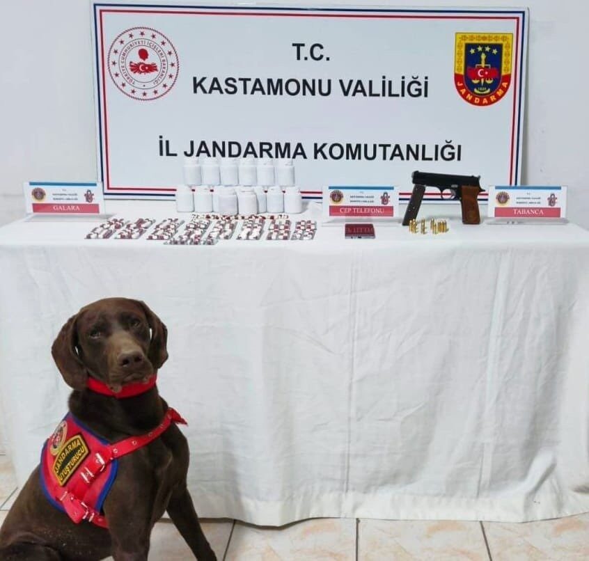 KASTAMONU (AA) – Kastamonu'da düzenlenen uyuşturucu operasyonunda gözaltına alınan şüpheli