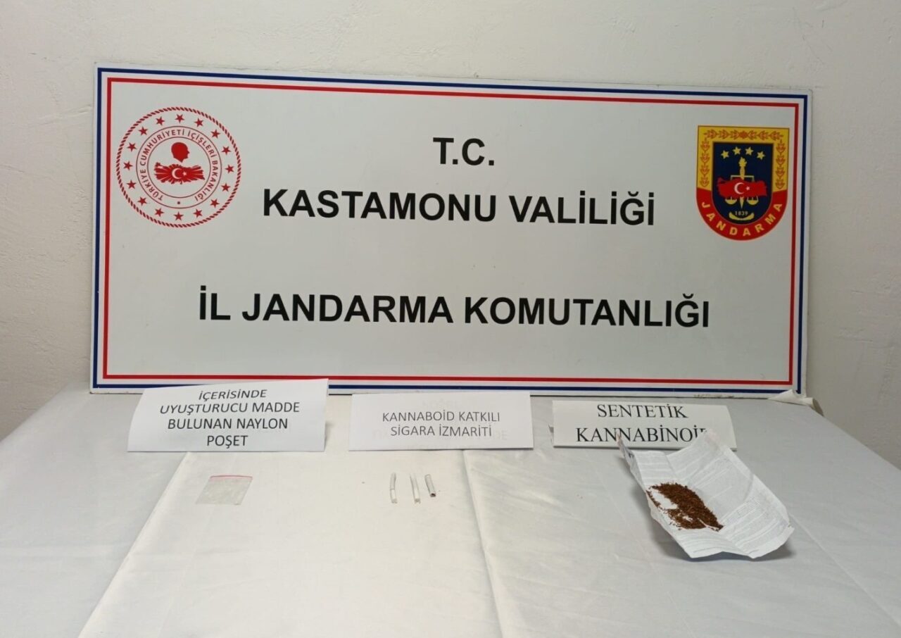 KASTAMONU (AA) – Kastamonu'da düzenlenen uyuşturucu operasyonunda 5 zanlı gözaltına