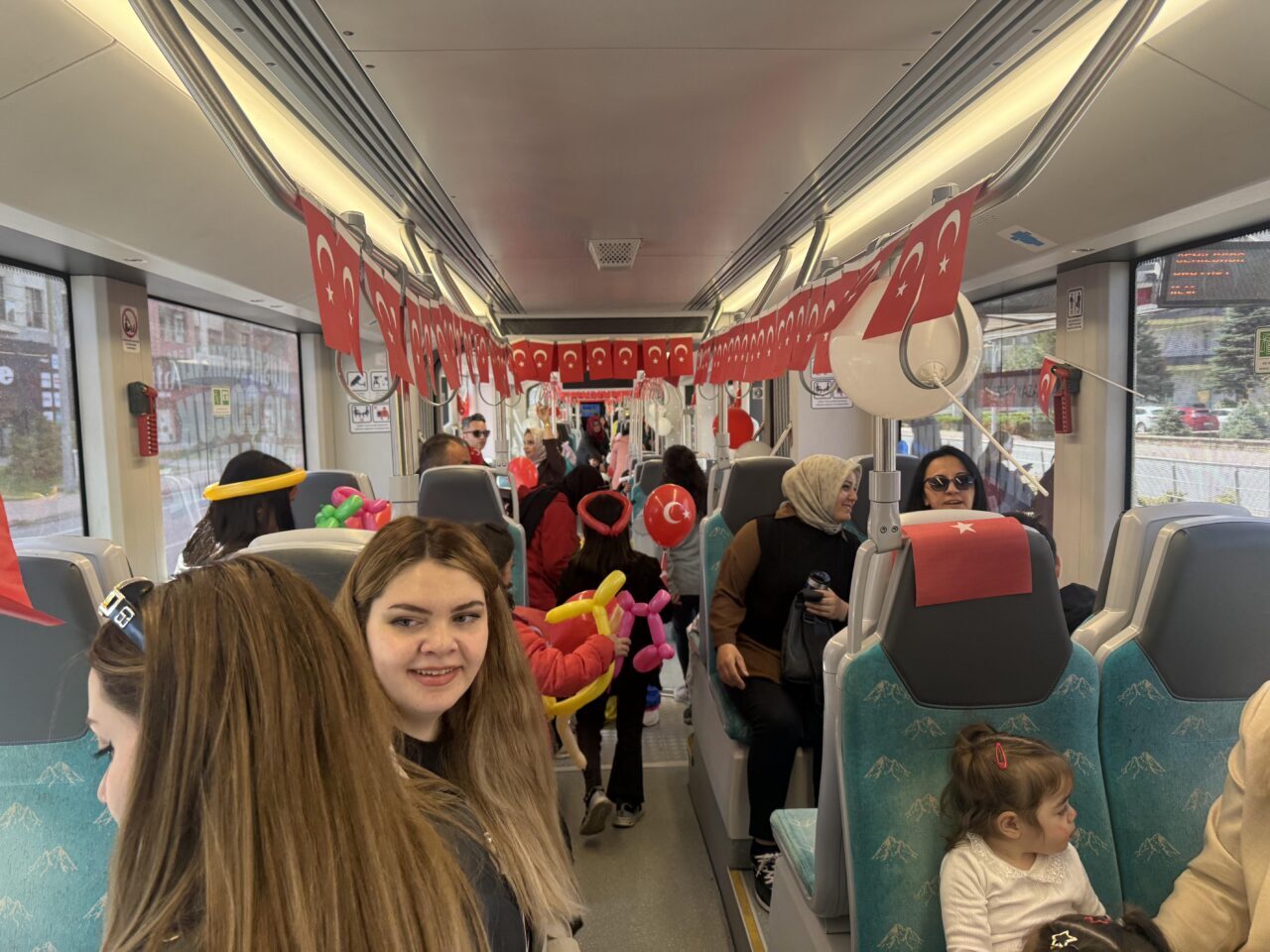 KAYSERİ (AA) – Kayseri'de "Çocuk Treni", 23 Nisan Ulusal Egemenlik