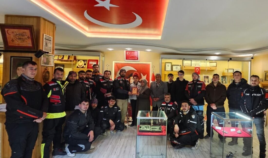 KAYSERİ (AA) – Kayseri'de motosikletliler, Fetullahçı Terör Örgütü'nün (FETÖ) 15