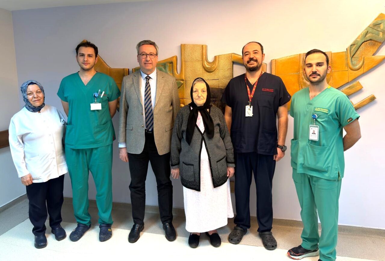 KAYSERİ (AA) – Kayseri'de, 72 yaşındaki kadının sol kalça çevresinden