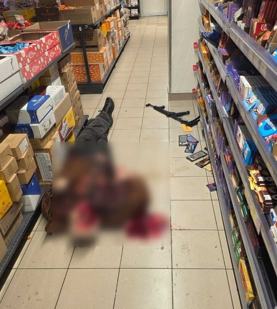 - Ukrayna Devlet Başkanı Volodimir Zelenskiy:
- "Halihazırda 5 kişinin öldüğü