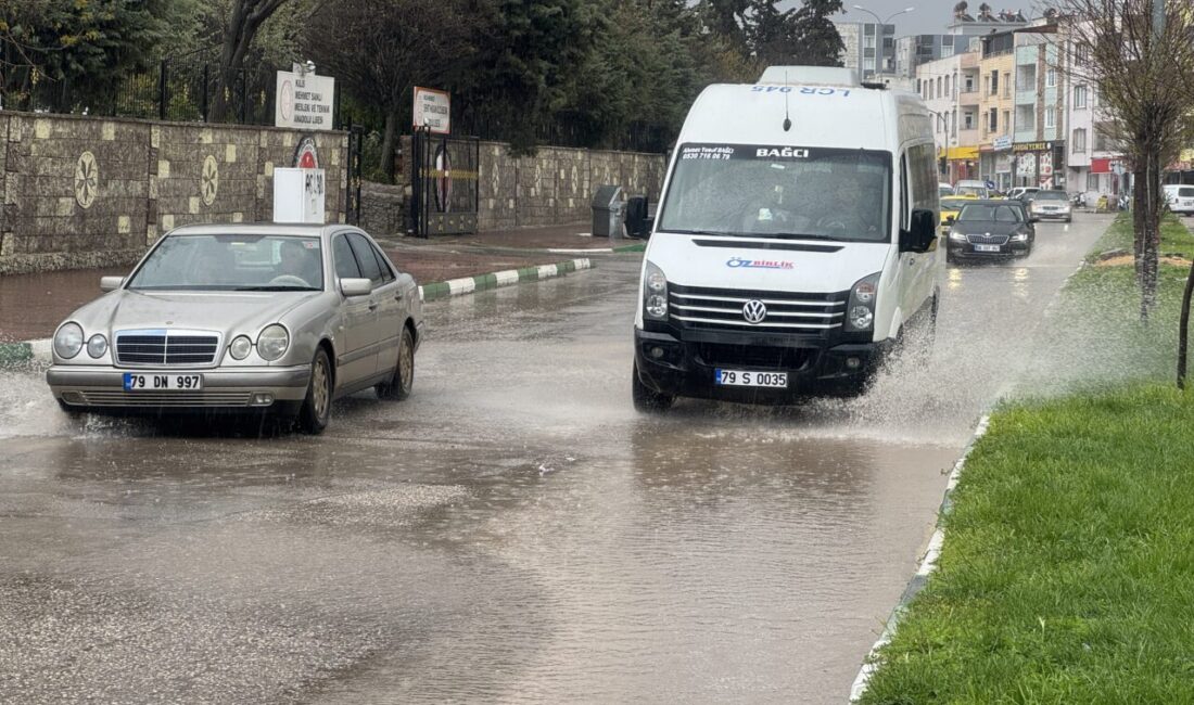 KİLİS (AA) – Kilis'te sağanak günlük yaşamı olumsuz etkiledi. Kentte